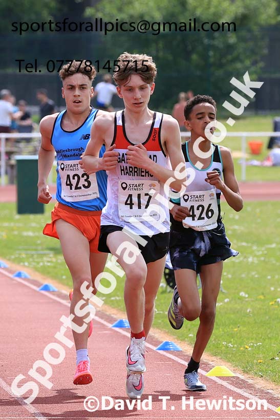 Mens Under-17s 3000 metres 2024 North Eastern Track and Field Champs., Middlesbrough.  Photo: David T. Hewitson/Sports for All Pics